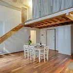 Albizi Giotto Apt 105